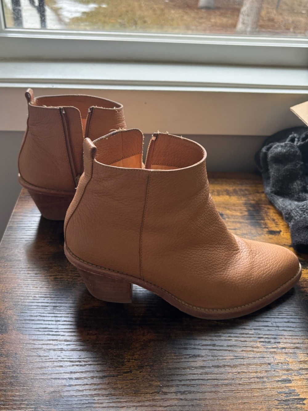 Poppy Barley ankle boot size 7